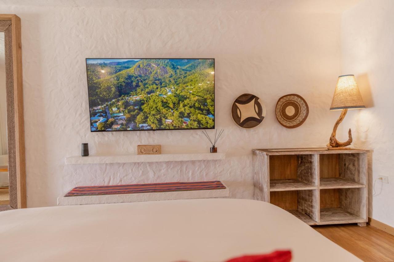 Bora Bora Beach Club & Hotel Исла-Гранде Экстерьер фото