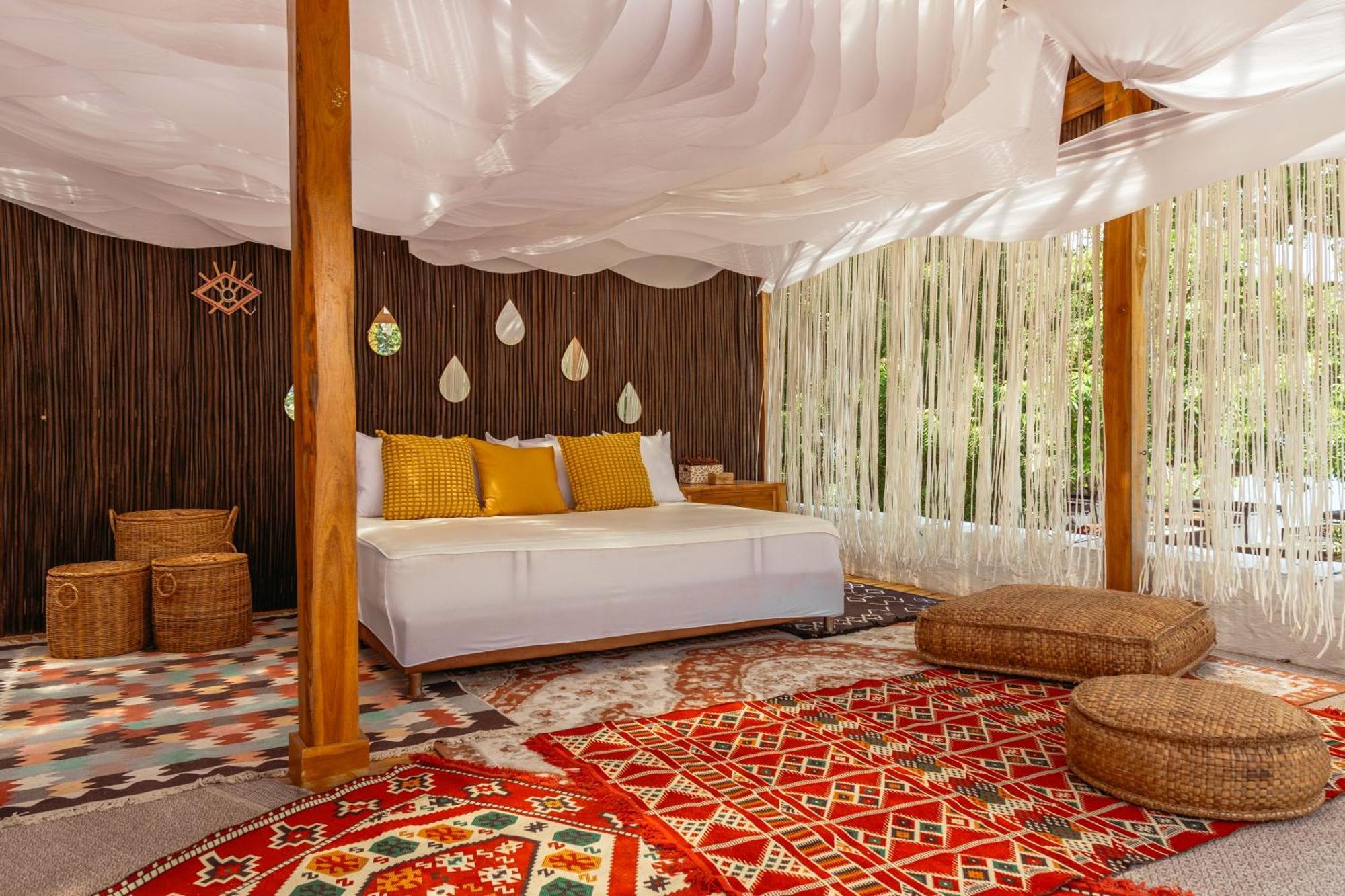 Bora Bora Beach Club & Hotel Исла-Гранде Экстерьер фото