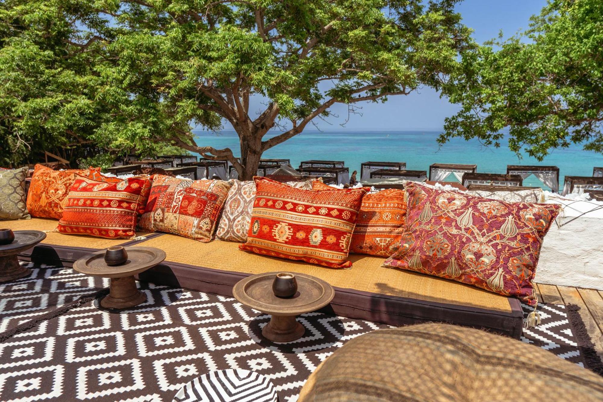 Bora Bora Beach Club & Hotel Исла-Гранде Экстерьер фото