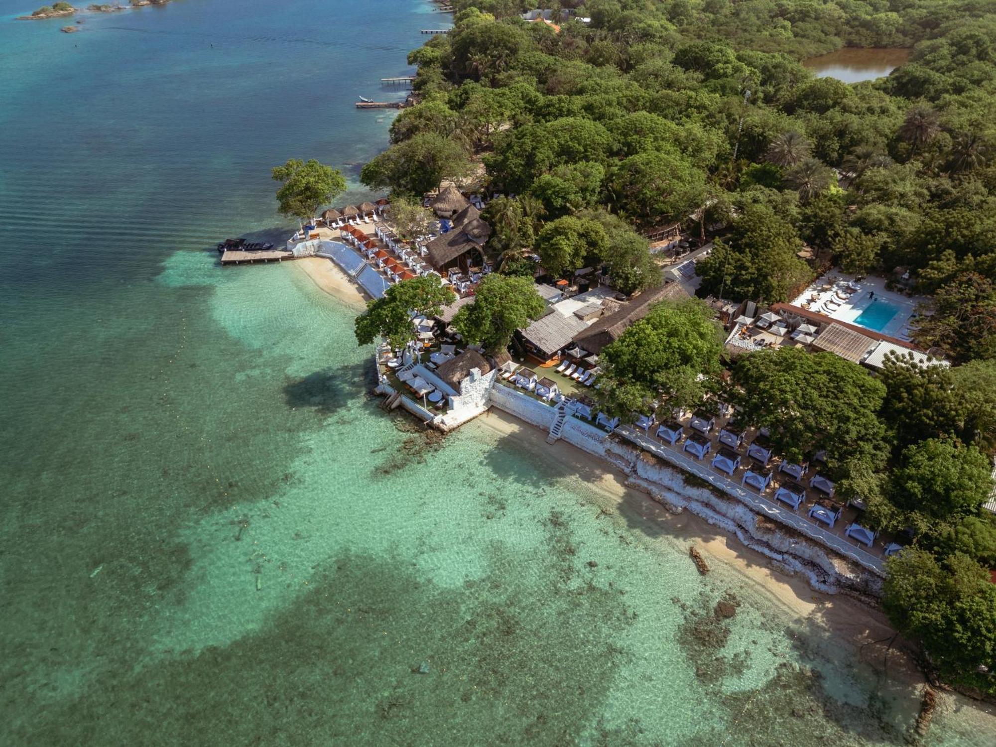 Bora Bora Beach Club & Hotel Исла-Гранде Экстерьер фото