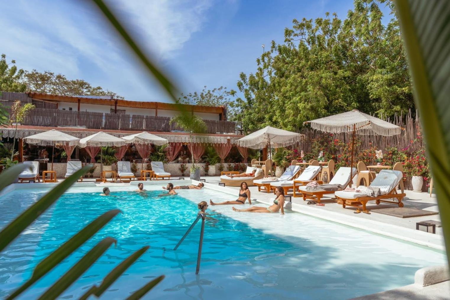 Bora Bora Beach Club & Hotel Исла-Гранде Экстерьер фото